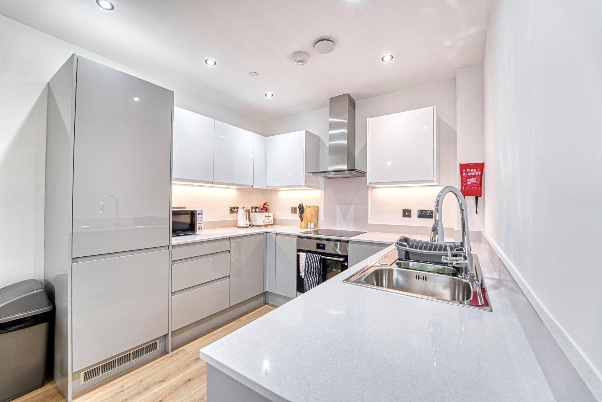 Diamond Heart Of Centre Apartment *